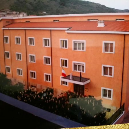 Casapaceebene Hotel San Giovanni Rotondo Eksteriør billede