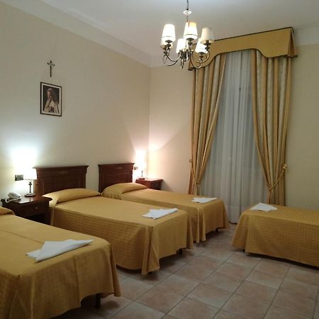 Casapaceebene Hotel San Giovanni Rotondo Eksteriør billede