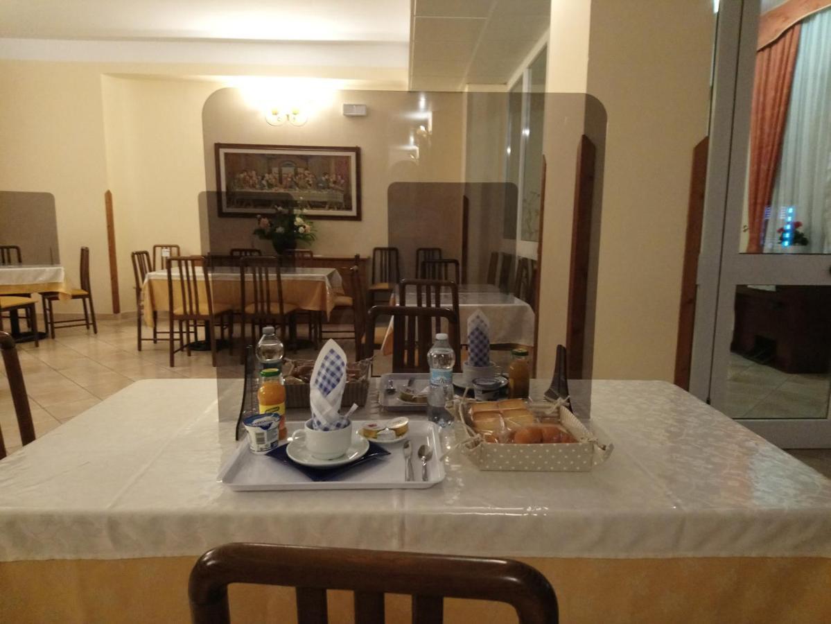 Casapaceebene Hotel San Giovanni Rotondo Eksteriør billede