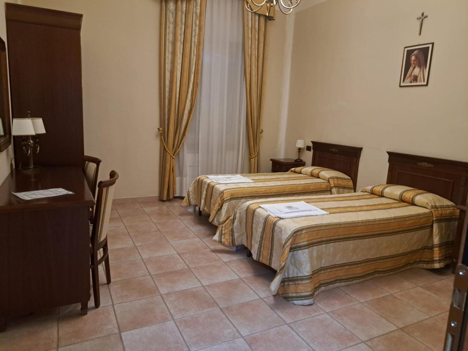 Casapaceebene Hotel San Giovanni Rotondo Eksteriør billede