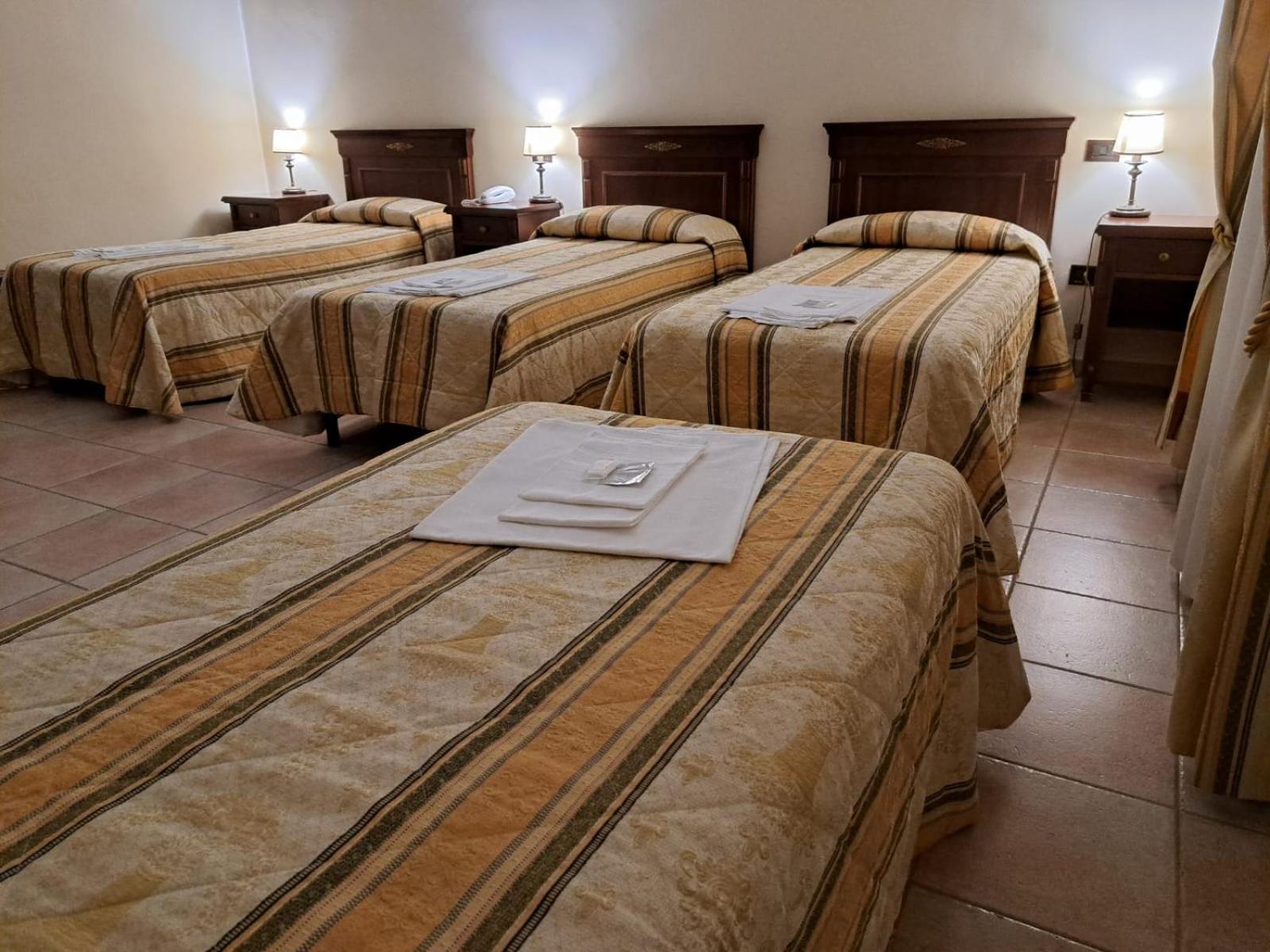 Casapaceebene Hotel San Giovanni Rotondo Eksteriør billede