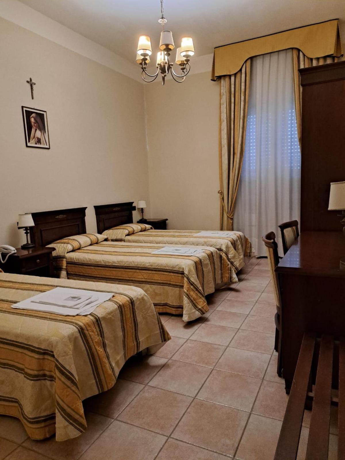 Casapaceebene Hotel San Giovanni Rotondo Eksteriør billede